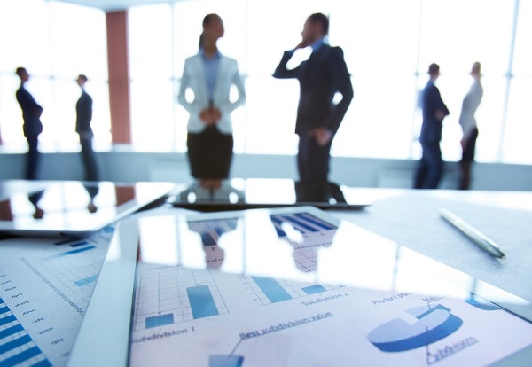 Префект ЮАО и депутат Госдумы наградили студентов МГТУ-МАСИ